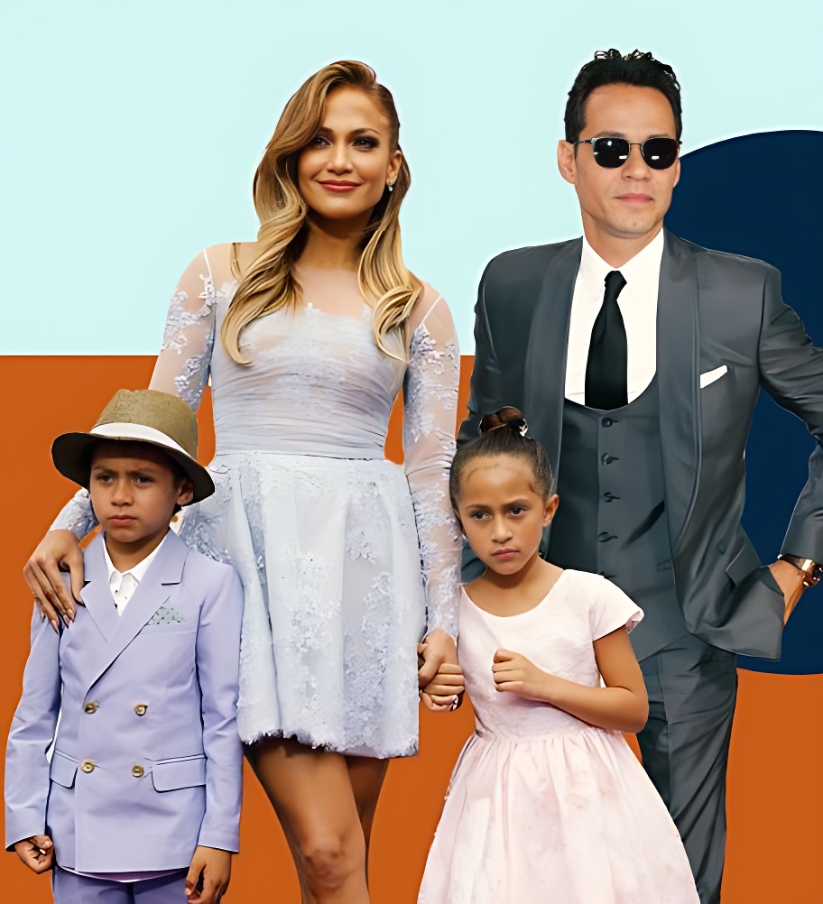 Jennifer Lopez & Marc Anthony with kids