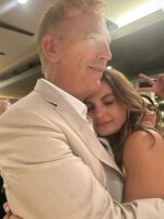 Discover Annie Costner Cox : Kevin Costner's Talented Daughter