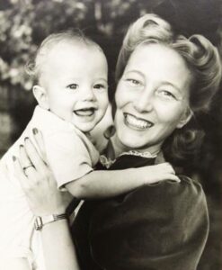 Jane Fonda with her mother Frances Ford Brokaw