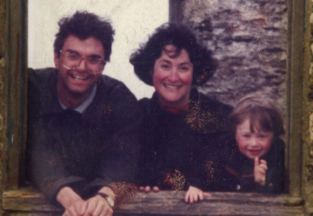 Daniel Radcliffe with parents in childhood