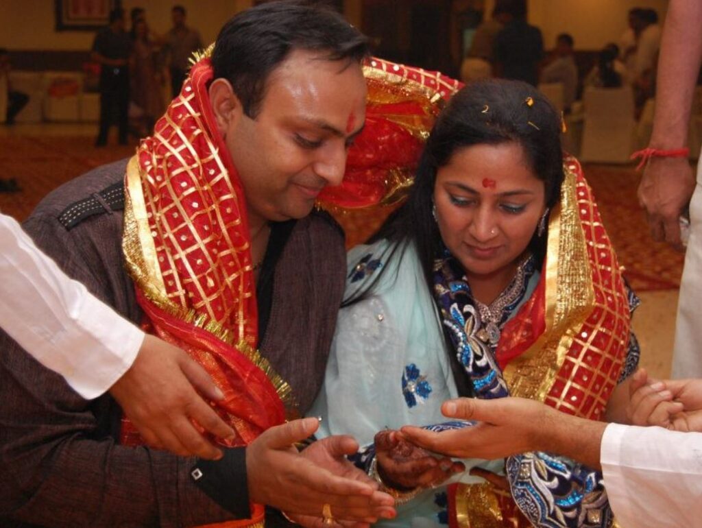 Manish Gupta with wife Rekha Gupta