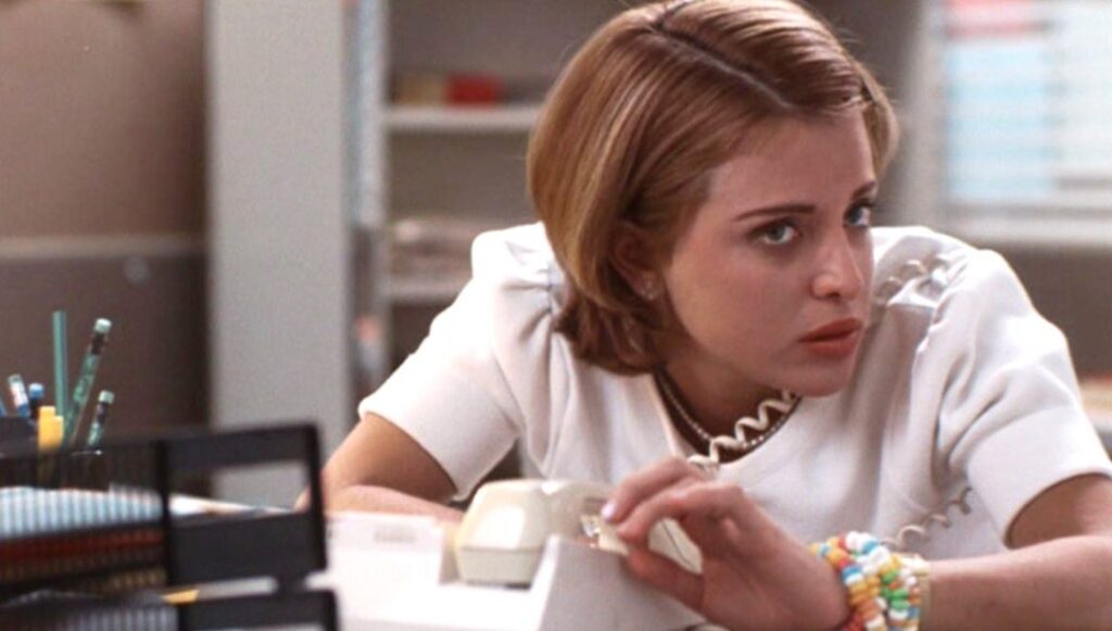 Alanna Ubach in Clockwatchers (1997)