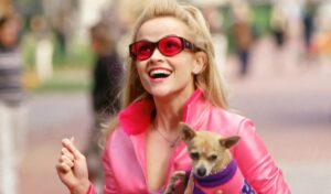 Alanna Ubach in Legally Blonde (2001)