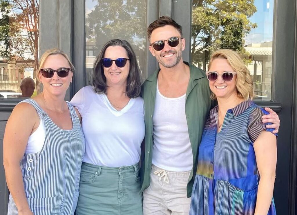 Morgan David Jones with his sisters