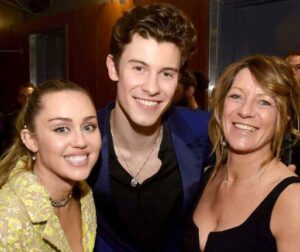 Karen Mendes with her kids Shawn , Aaliyah