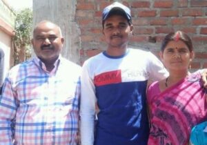 Mangesh Yadav Parents