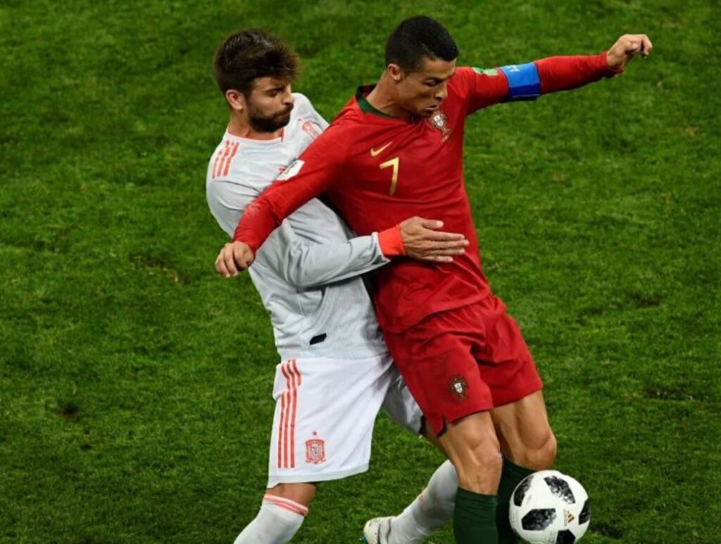 Ronaldo vs Gerard Piqué